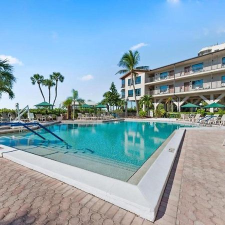 Caribbean Beach Club Форт Майерс Бич Экстерьер фото